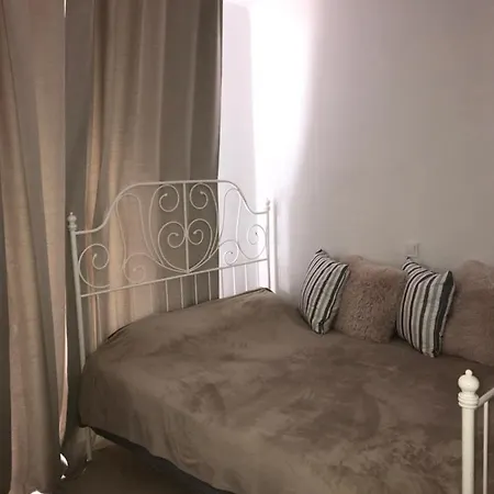 Pantheon Apartment