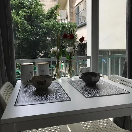 Pantheon Apartment *