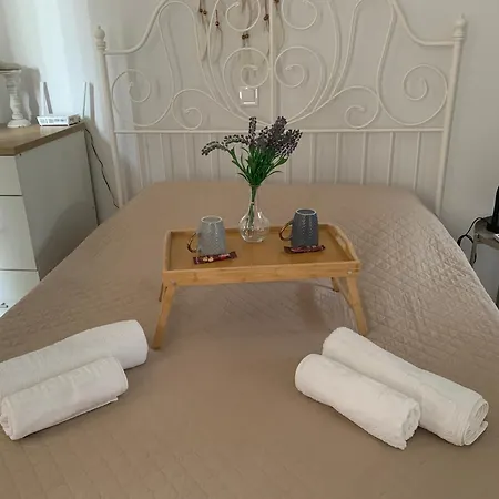 Apartment Pantheon *